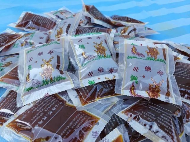 "伊"起抗疫|伊宁市维吾尔医医院:熬制中药汤剂 助力疫情防控