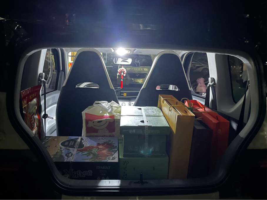 中秋假期才刚开始,后备箱已装满!这次是孩子们给爸妈的爱_腾讯新闻