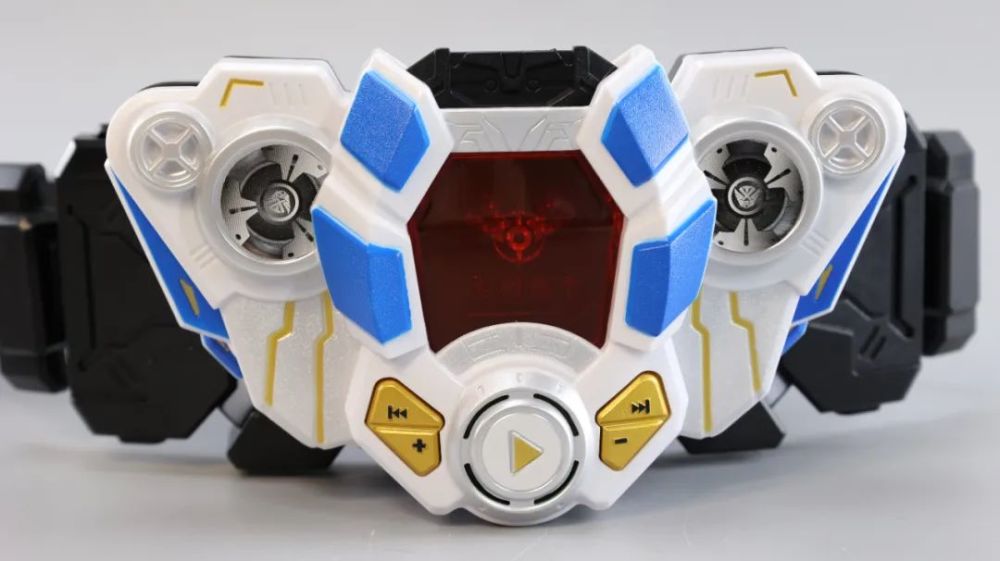 一次性玩遍所有铠甲勇士的变身器是什么样的体验?_腾讯新闻