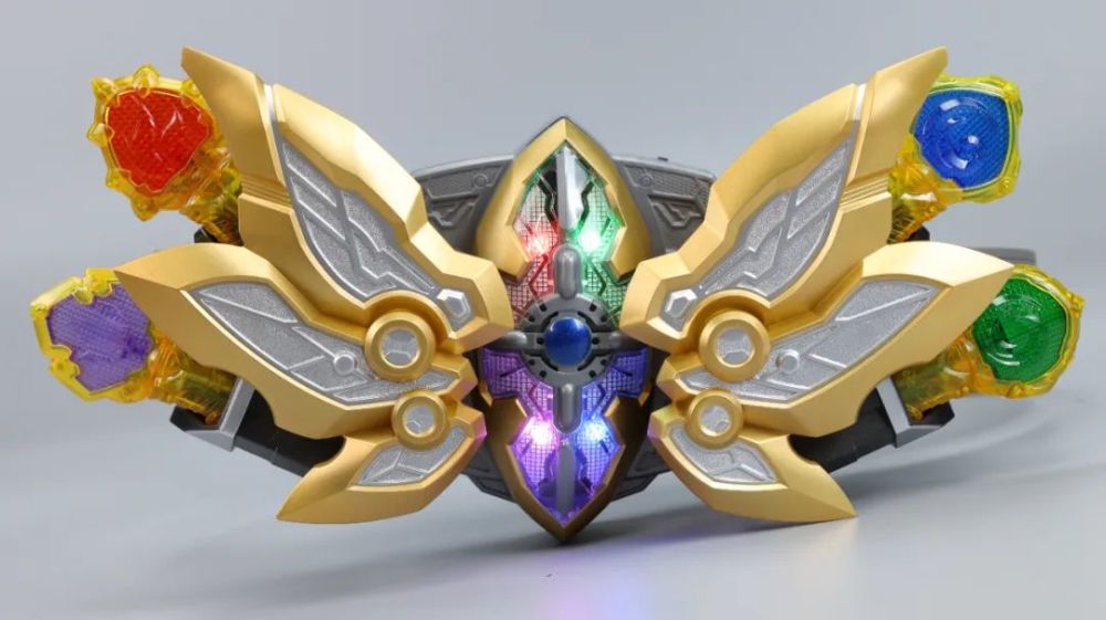 一次性玩遍所有铠甲勇士的变身器是什么样的体验