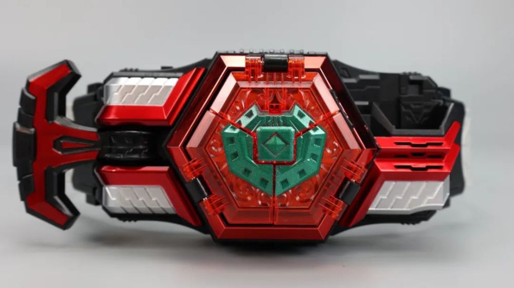 一次性玩遍所有铠甲勇士的变身器是什么样的体验