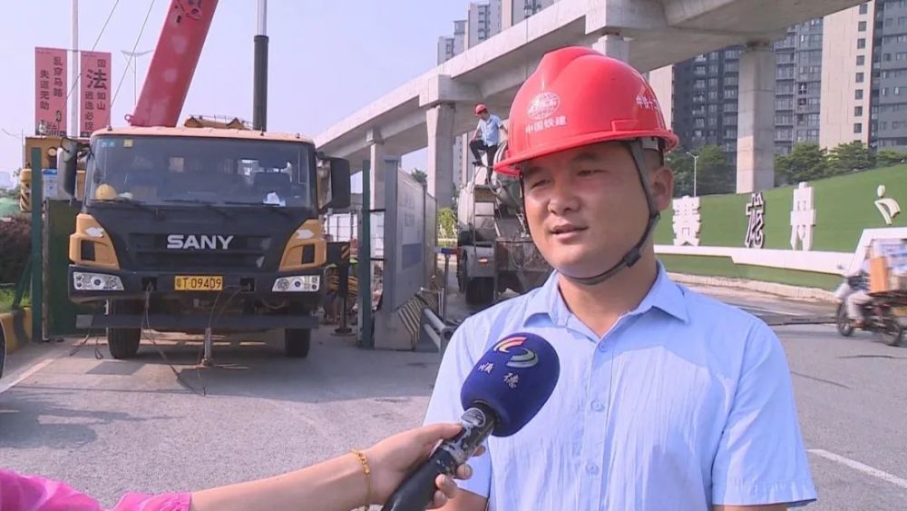 中铁十二局集团有限公司城东立交项目总工程师 何超计划是在国庆左右