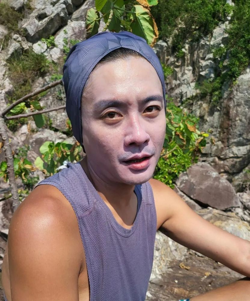 黄宗泽中秋化身"小白脸"!网民吓到笑!林盛斌:僵尸先生呀_腾讯新闻