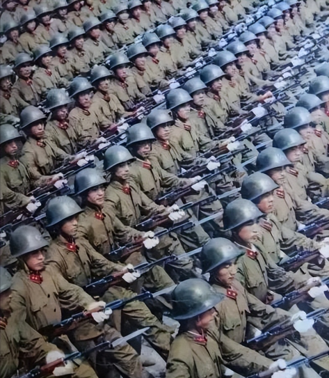 国产第一款制式钢盔有何特殊之处?得以被解放军装备多年