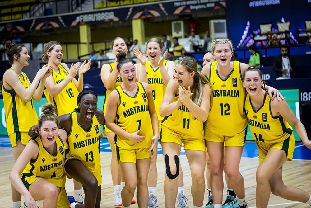 中国u18女篮vs澳大利亚,没有一丝优势,李昕需"出奇"制胜_腾讯新闻