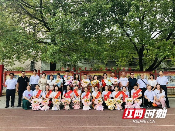 吉首市雅溪小学图片