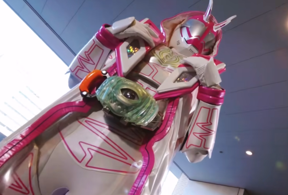 假面骑士女骑乱斗:官方揭秘花音不变身的原因 一切都是诚哥的错_腾讯