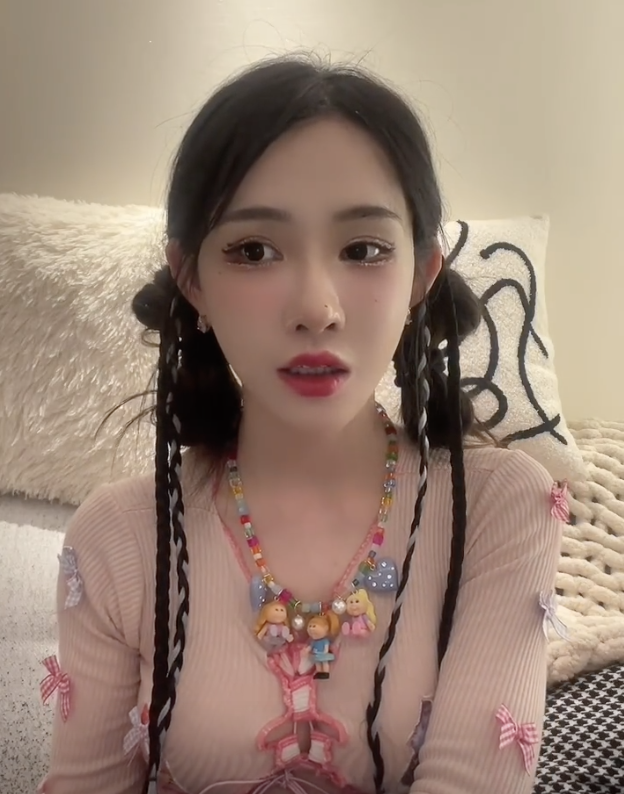 李易峰前女友被疑蹭热度,好友曝她真实年龄姓名,想红想疯了