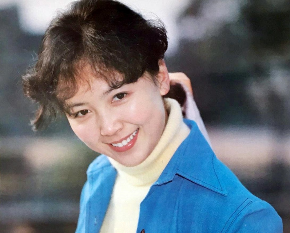 80年代红极一时的知名美女明星赵静:与平凡丈夫的爱情,很动人_腾讯