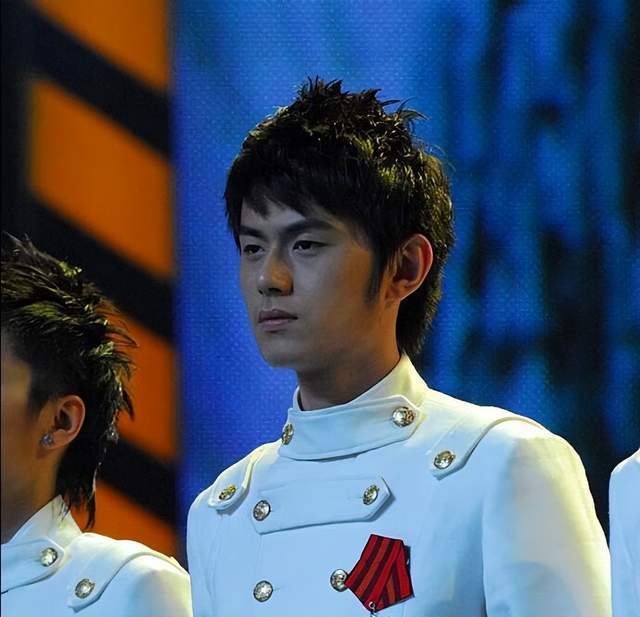 15年后《加油好男儿》十强选手现状迥异,李易峰曾经最红,塌房速度也最