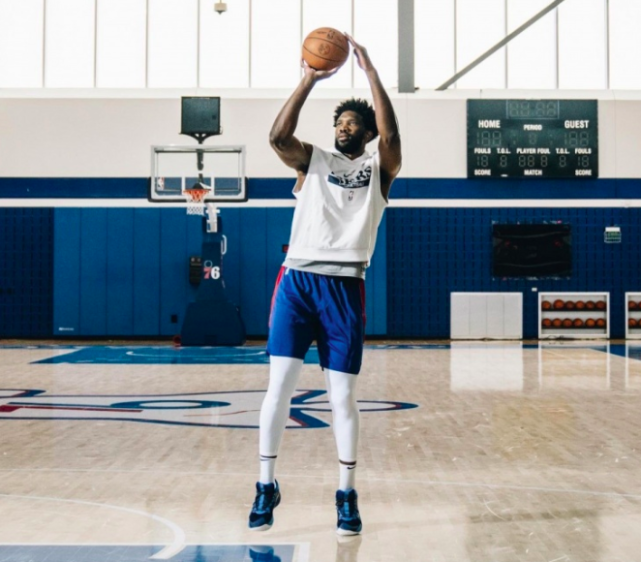 76人晒恩比德训练照哈登举办活动三巨头能力值联盟第一