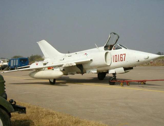 强5退役后为什么中国就不研发攻击机了