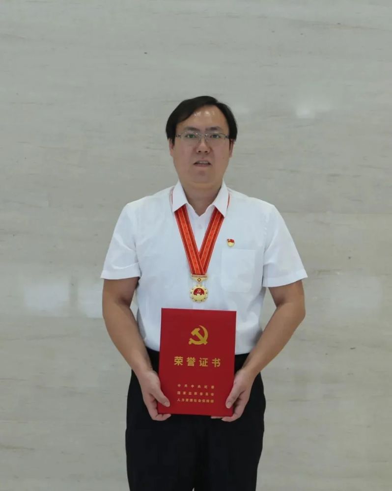 委第三监督检查室办理,刚到市纪委监委机关工作不久的史会勇成为专案