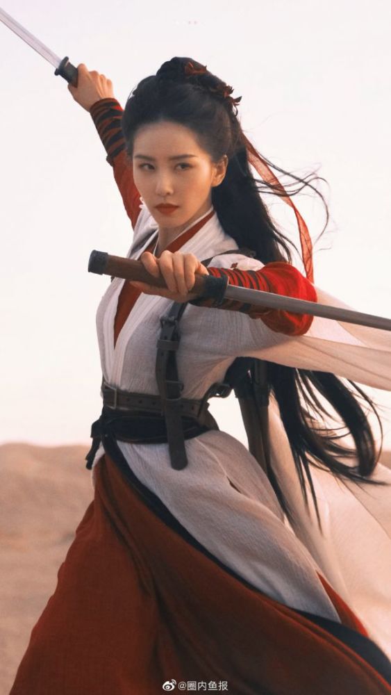 刘诗诗古装好飒 红衣女侠风造型亮眼_腾讯新闻