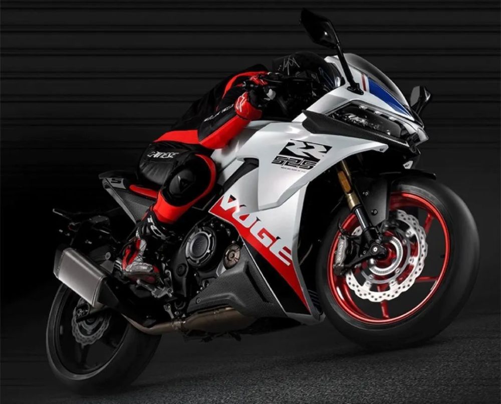 无极rr525跑车最终形态公开,这是你喜欢的样子吗?_腾讯新闻