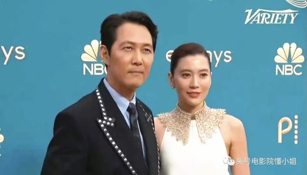 49岁韩星李政宰获艾美奖视帝,女友是前三星太子妃_腾讯新闻