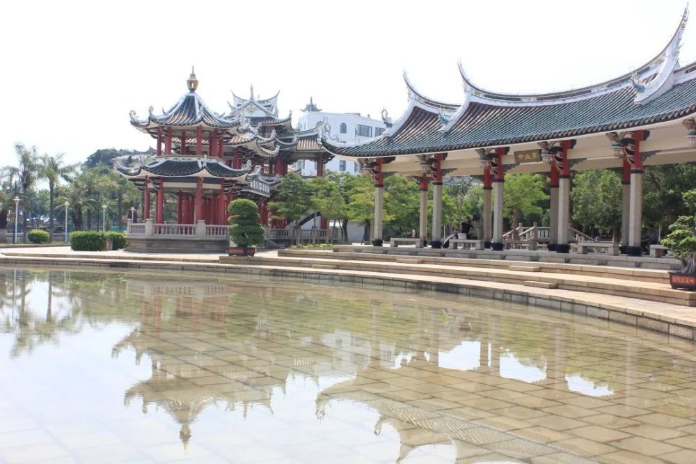 壮观集美鳌园再现大鳌戏珠奇景