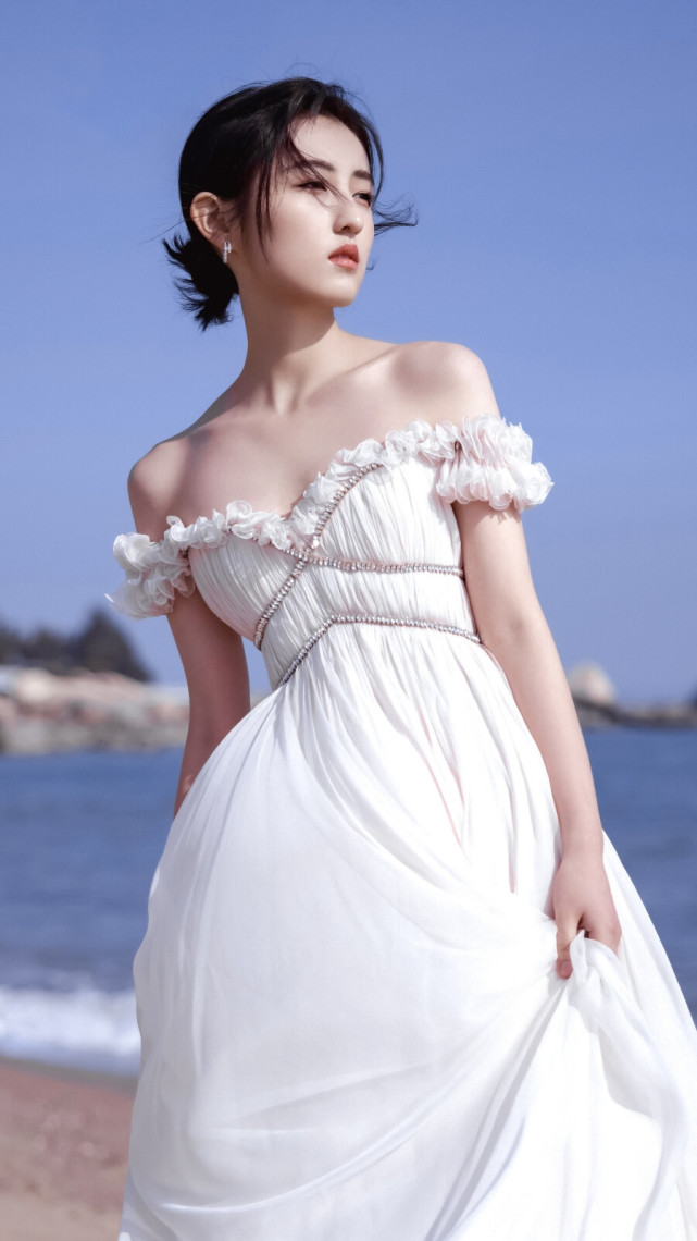 "国民妹妹"张子枫