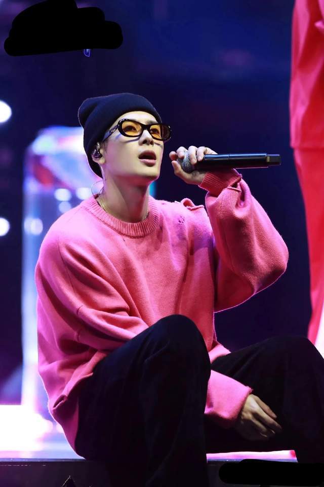 王嘉尔的回应来了!力证自己跟李易峰不同,"我没有时间干别的"