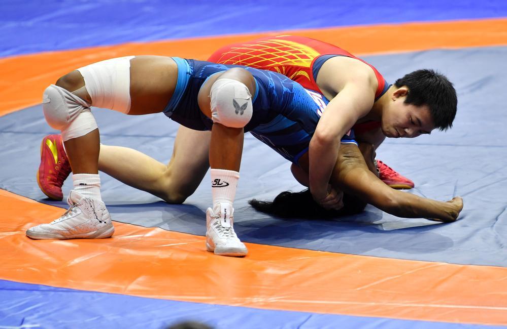 摔跤世锦赛中国队再夺两铜龙佳闯入决赛
