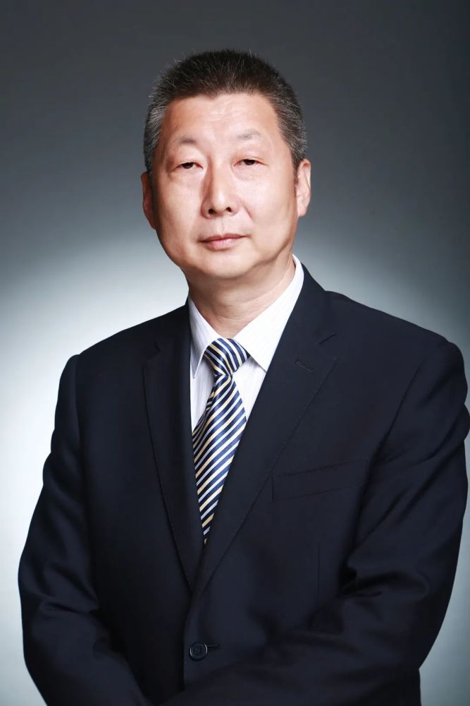 最美科技工作者张元智与数字共舞的骨科医生