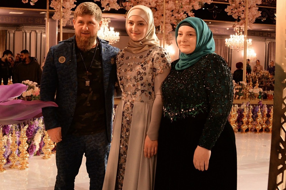 虎父无犬子车臣总统16岁长子出任青少年组织总负责人