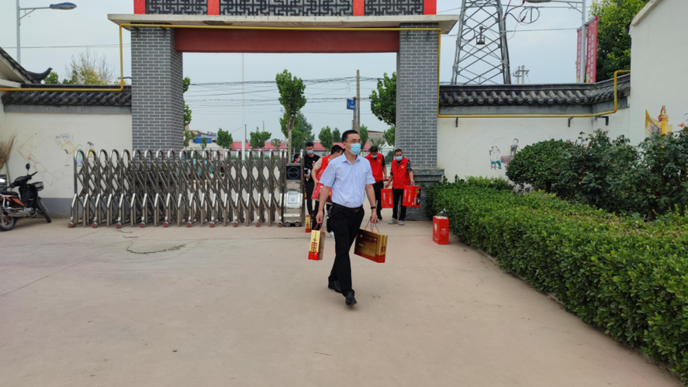 开封市尉氏县朱曲镇开展中秋节慰问敬老院活动_腾讯新闻