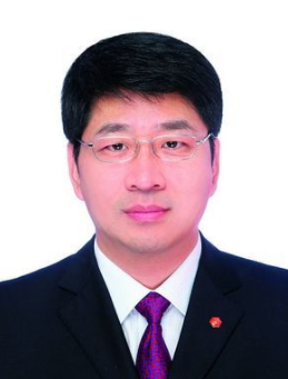 的11人当中,除桂林原常委,常务副市长钟洪调任南宁市政府党组副书记