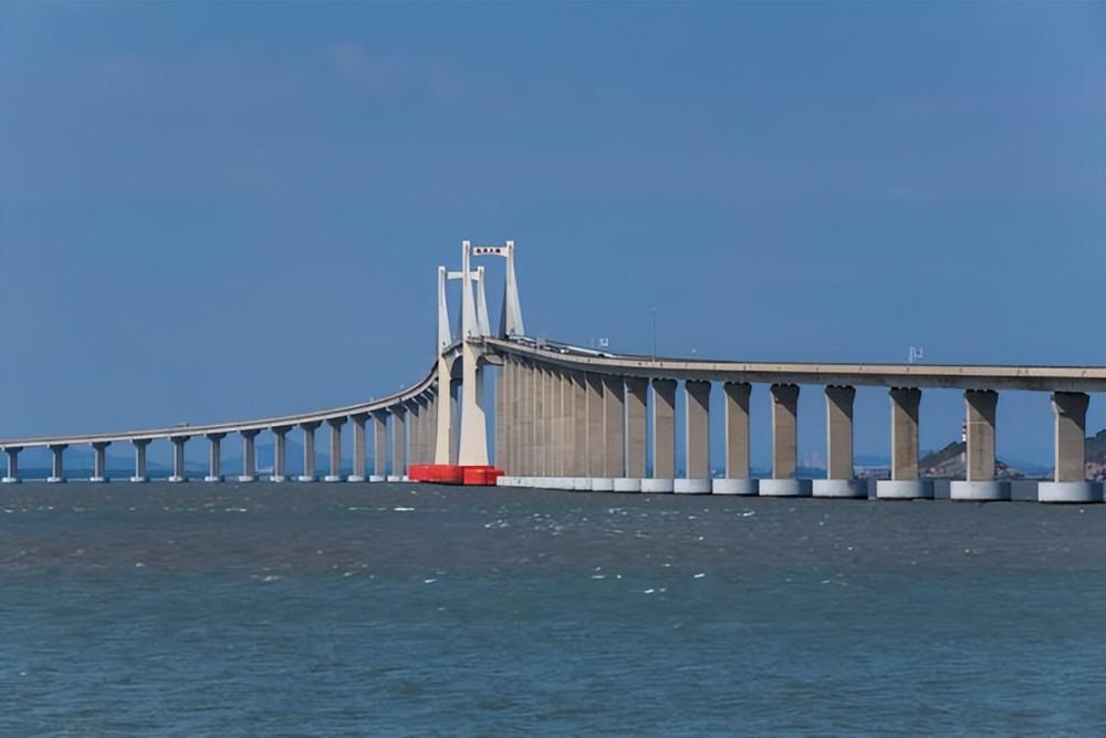 全长9342米了解广东的这座跨海大桥需掌握的三个知识点