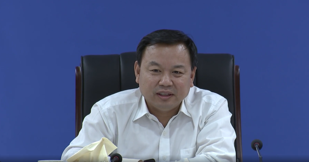 李庆,挂职区委常委,副区长刘泽升,副区长孔志勇在茌平分会场参加会议