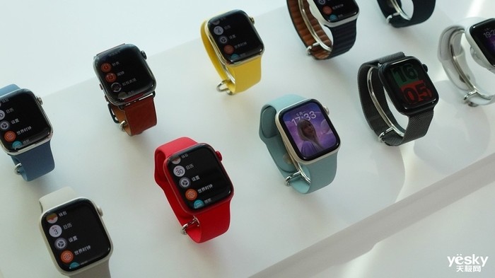 三款Apple Watch新品上手：Ultra值得更多关注_腾讯新闻