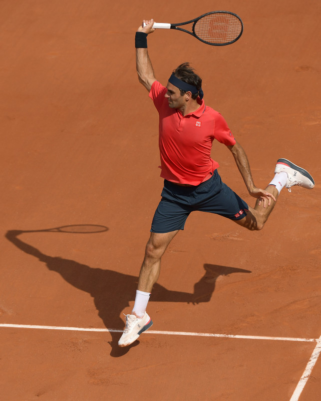 费德勒24年网球生涯落幕生涯后半程王者重现最伟大他定义了网球的符号