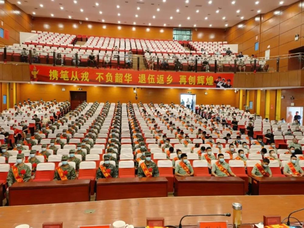 【喜迎二十大】这场故事会，圈粉了！70年代语文课本2022已更新(网易/新华网)