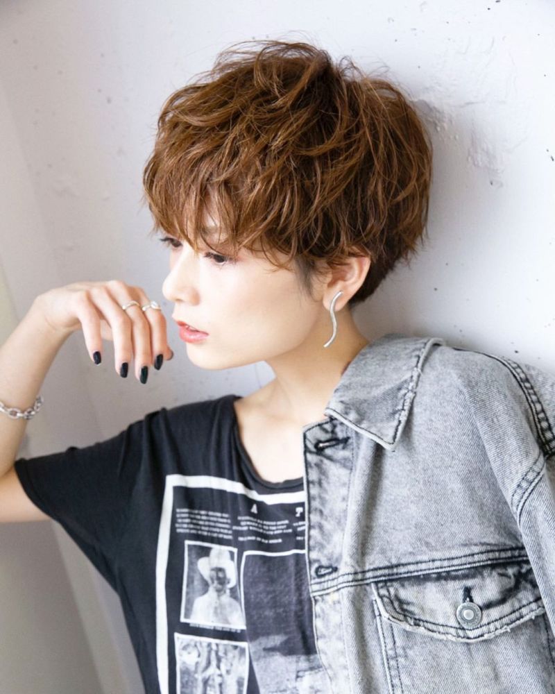 最美发型有哪些,剪短烫卷留长烫卷,效果都不赖插图5