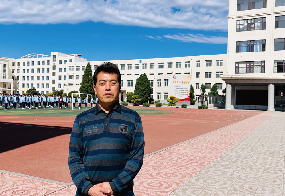 初秋,辽宁省阜新市海州高级中学.