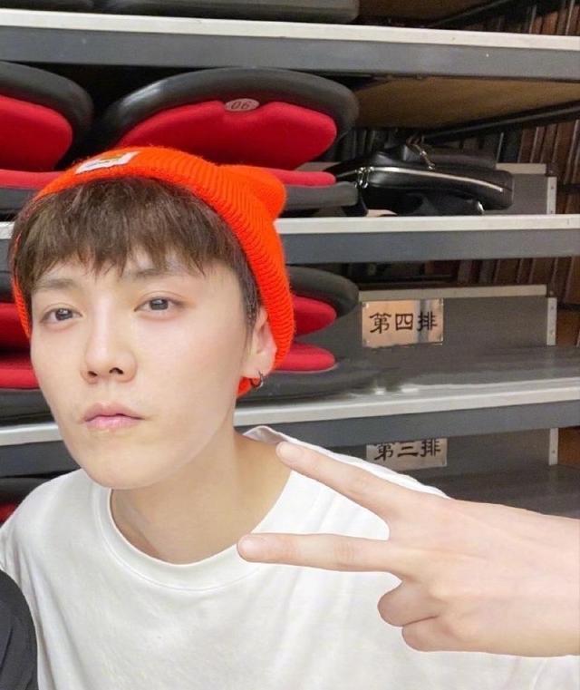 关晓彤迎25岁生日,鹿晗卡点为其庆生,连续六年不间断,感情稳定