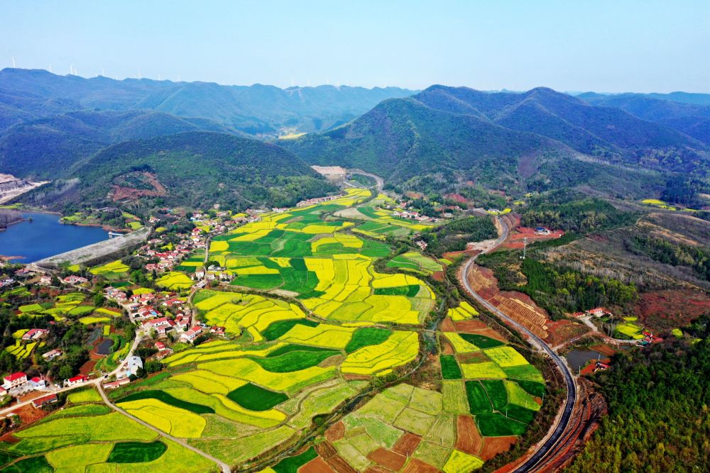 襄荆古道工程通车.