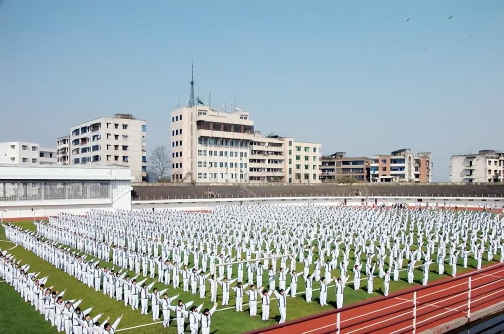 合江县2022年秋期开学通知来了_腾讯新闻