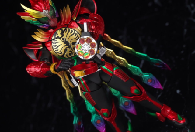 假面骑士ooo永恒结婚鸟真骨雕实物 鸟联组和凤凰座一辉完美融合_腾讯
