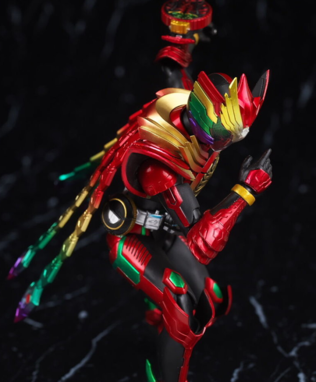 假面骑士ooo永恒结婚鸟真骨雕实物 鸟联组和凤凰座一辉完美融合