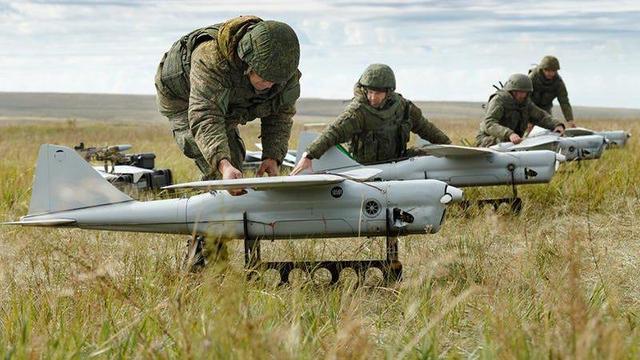俄罗斯放下身段引进伊朗无人机，想补齐现代战争短板，是否管用？