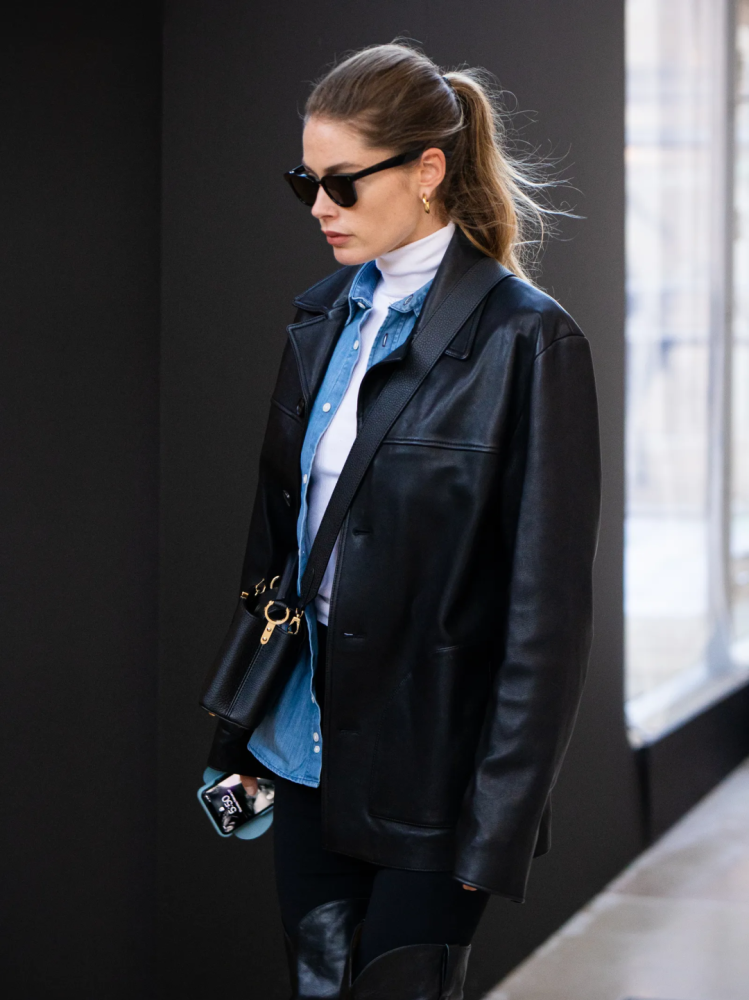 酷女孩和她的皮衣