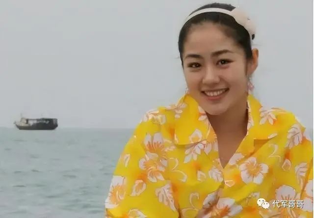 26岁爆红嫁富商,生完2胎老公被判14年"王小蒙"毕畅后悔吗?