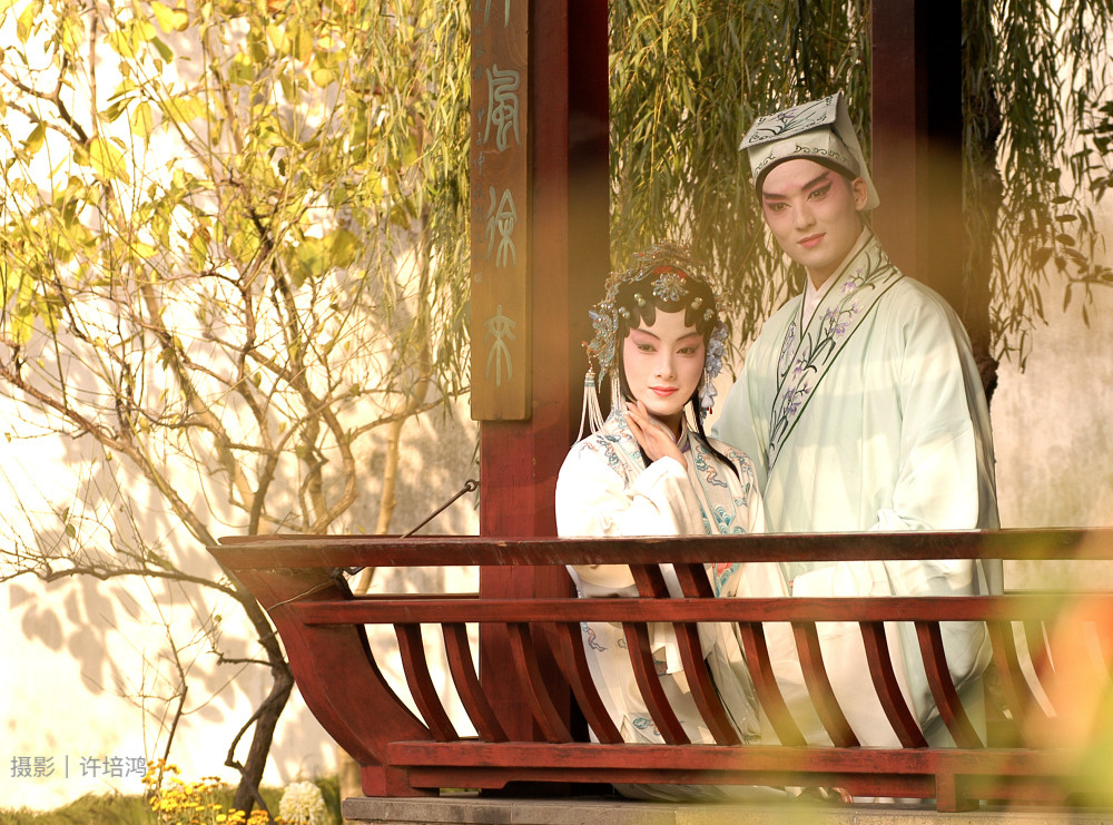 白先勇青春版牡丹亭促昆曲复兴但昆曲前途依然艰难