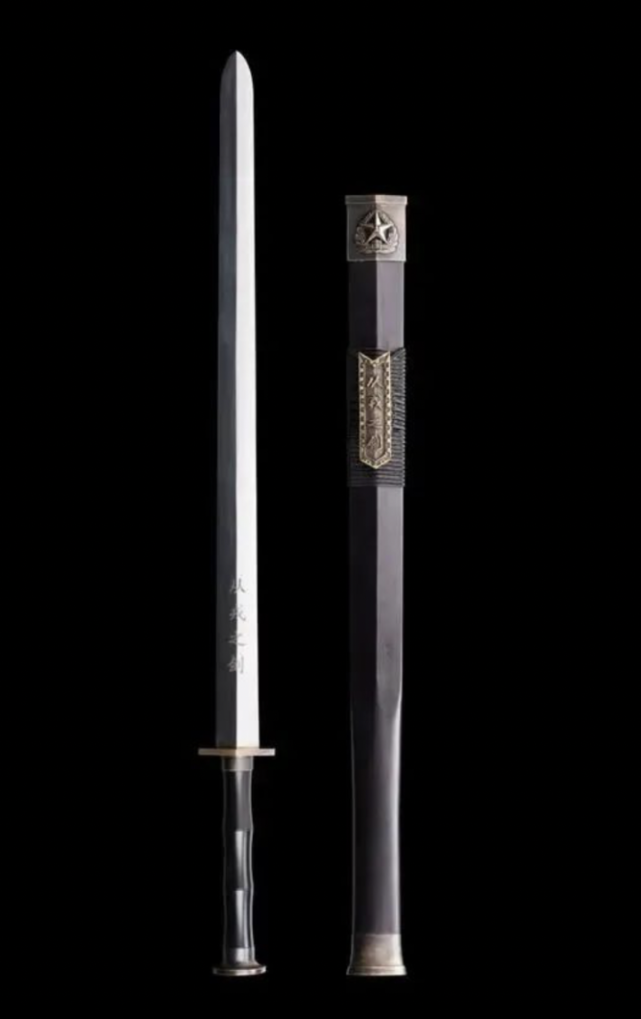 赠送从戎剑配发护国印这届新兵太让人羡慕了