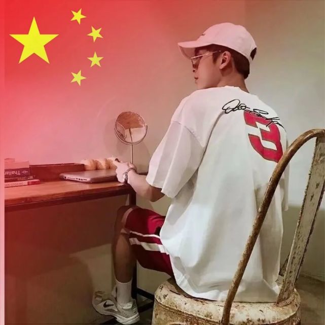 男生头像国旗渐变图片