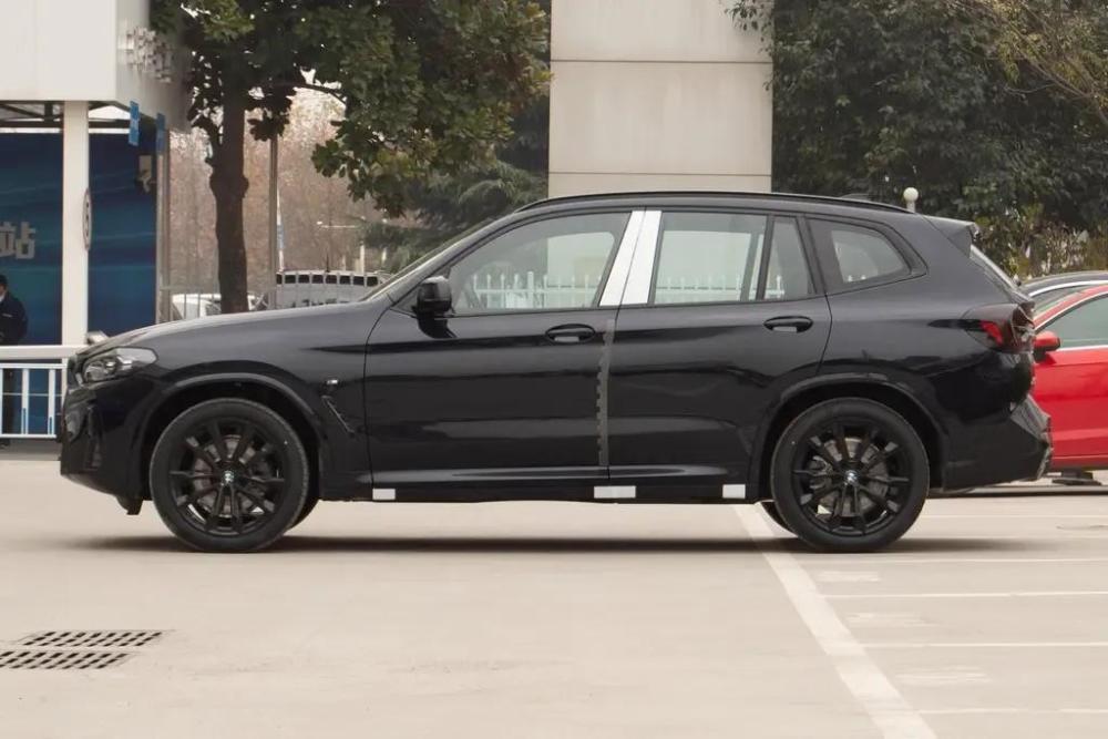 2022款改款宝马x3上市售价3969万4798万