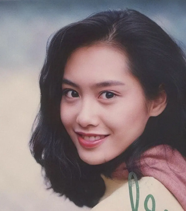 朱茵谈周星驰，不好相处，不是他心目中最美完美的女人_腾讯新闻