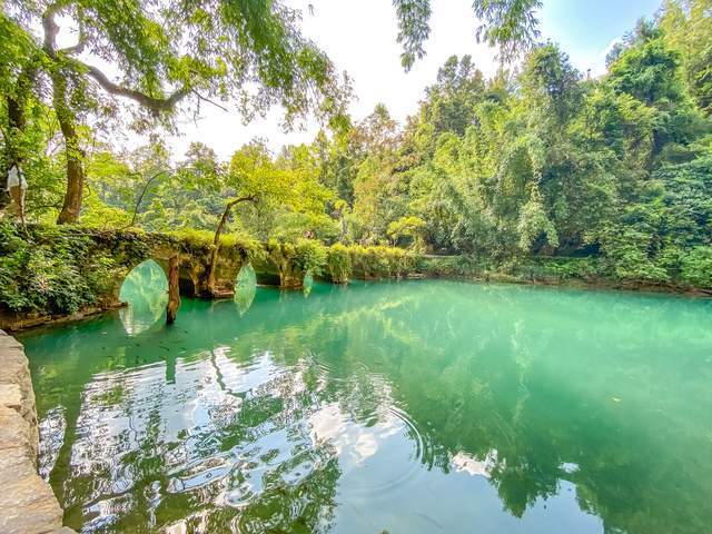 贵州荔波小七孔丛林探险水上森林太解暑了