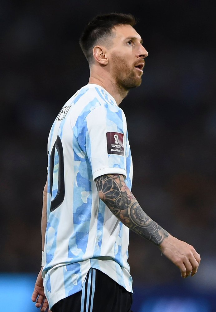 对手：我不知道怎么限制梅西！阿根廷能组建出两支国家队！_腾讯新闻